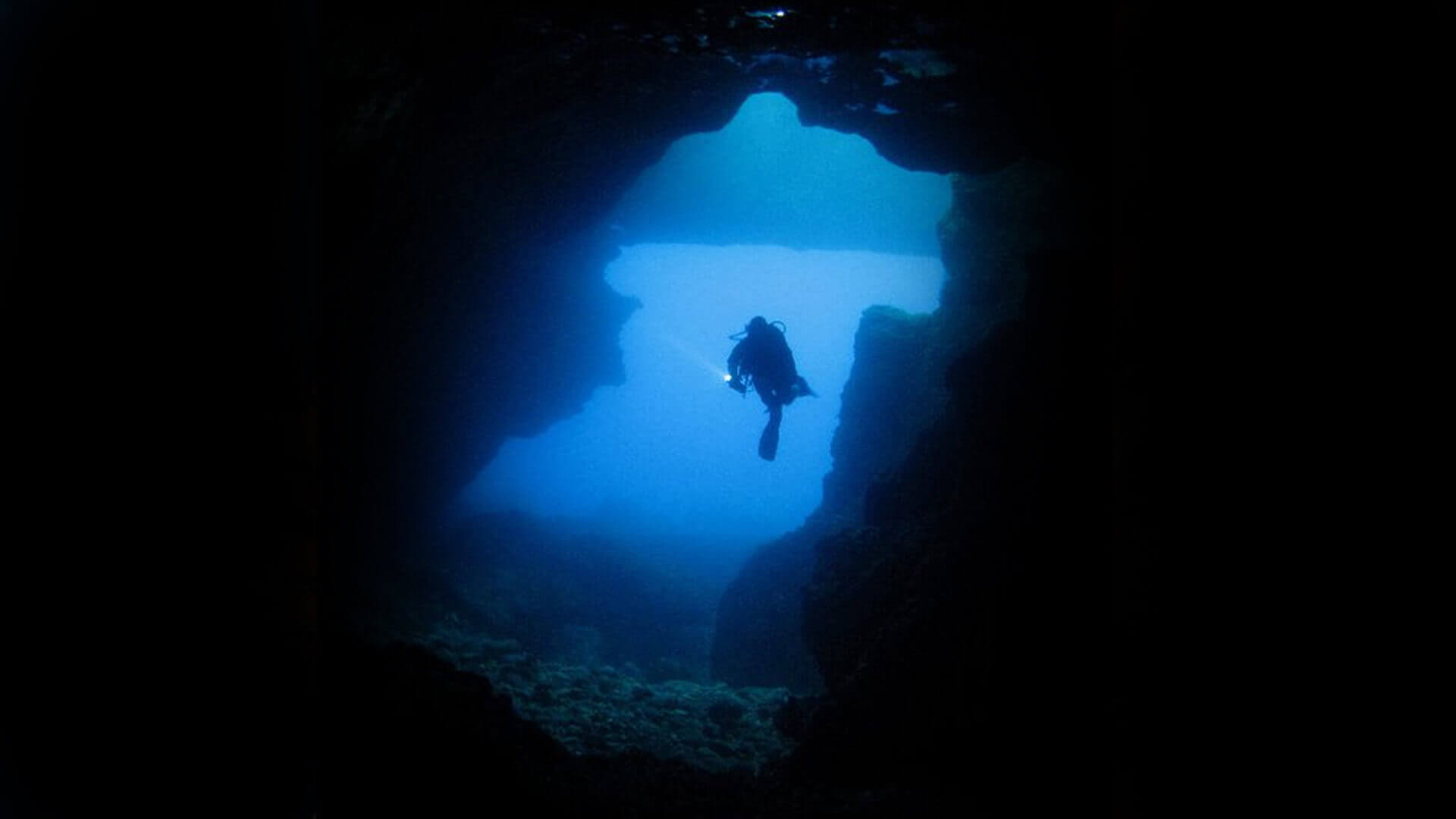 Scuba diving in Gozo Malta Blue Hole Dive site